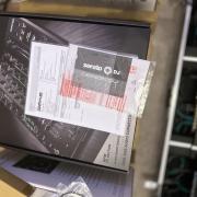 Gyűjtői állapotú ,dobozos, 2 db DENON SC5000M + 1 db DENON X1800 + MAGMA rack