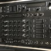 Gyűjtői állapotú ,dobozos, 2 db DENON SC5000M + 1 db DENON X1800 + MAGMA rack