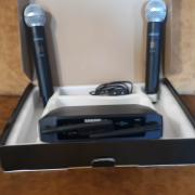 ELADÓ SHURE KLÓN DUÁL VEZETÉK NÉLKÜLI MIKROFON