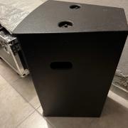 Eladó Turbosound hangcucc!