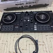 Numark Mixtrack pro fx fedél el