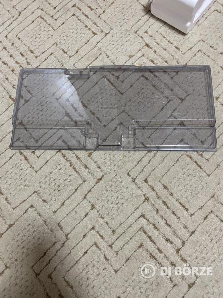 Numark Mixtrack pro fx fedél el