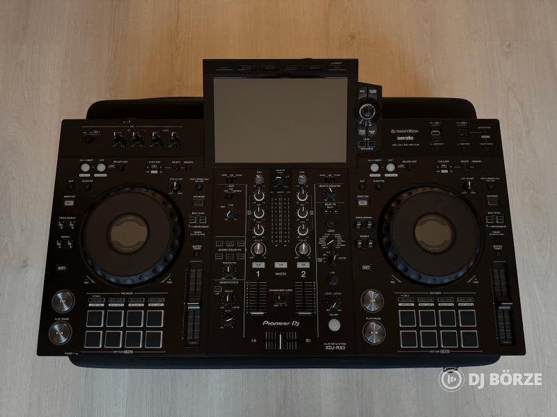 Pioneer XDJ-RX3 szinte új, garanciális + hardcase