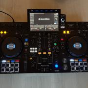 Pioneer XDJ-RX3 szinte új, garanciális + hardcase