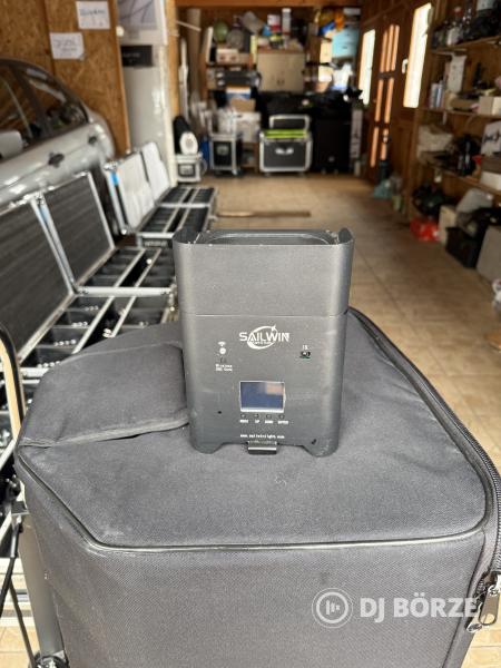 Akkumulátoros RGBWA-UV lámpa!