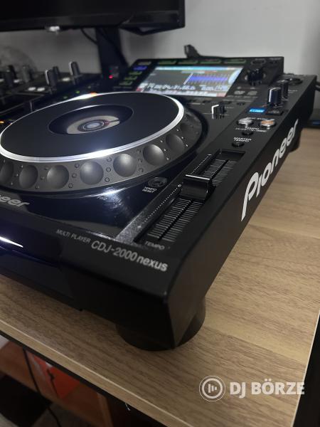 Pioneer CDJ 2000 NXS