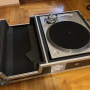 Magma Scratch Suitcase Rack gurulós