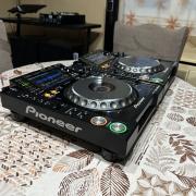 Eladó Pioneer DJ CDJ-2000NXS beszámítás is lehet.