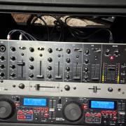 Numark C3 DJ keverő+CDN77 Usb lejátszó+SKB rack