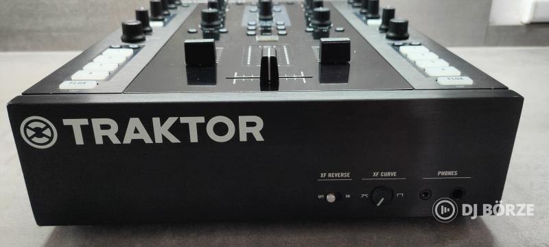 Traktor Kontrol Z2