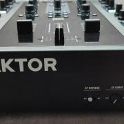 Traktor Kontrol Z2