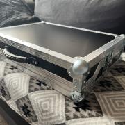 Újszerű Numark Mixstream Pro + SafeCase rack