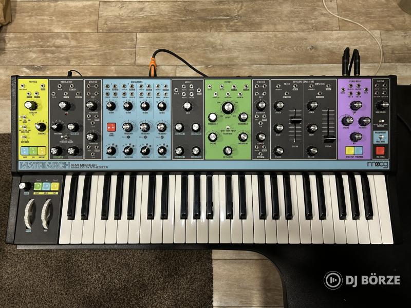 Moog Matriarch – újszerű, hibátlan, keveset használt