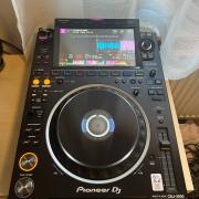CDJ 3000