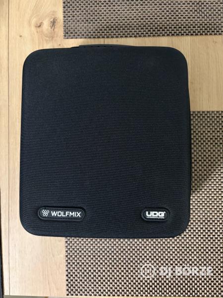 Wolfmix W1 MK2 + UDG keménytok (Thomann, 3 év garancia, kipróbált-új)