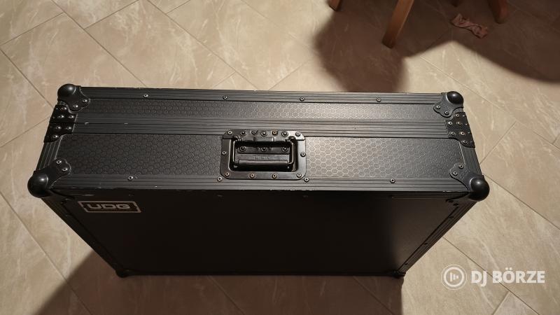 Denon DJ MC7000 Kontroller