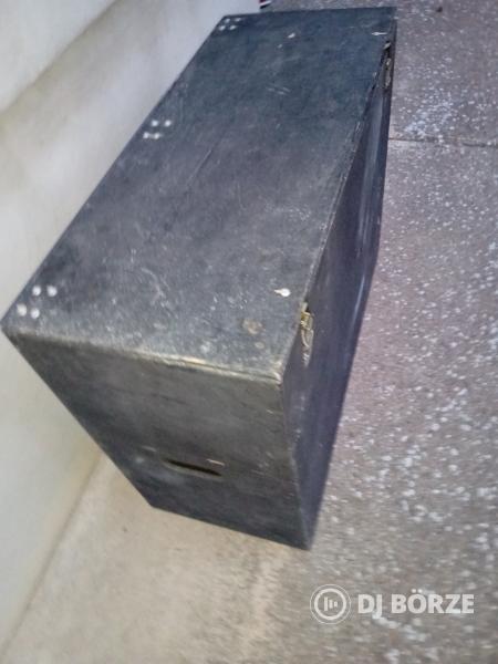 3db van! 8mm rétegelt lemezből profi szereléssel készített (robot) konténer