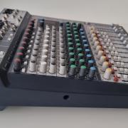 Soundcraft Signature 12EU