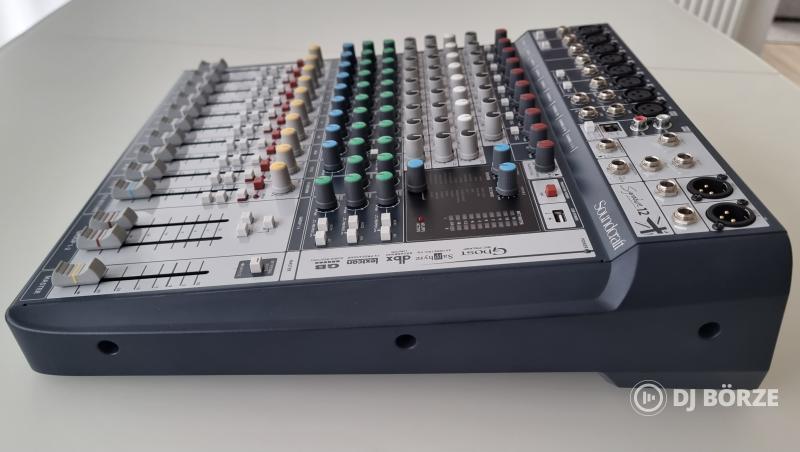 Soundcraft Signature 12EU