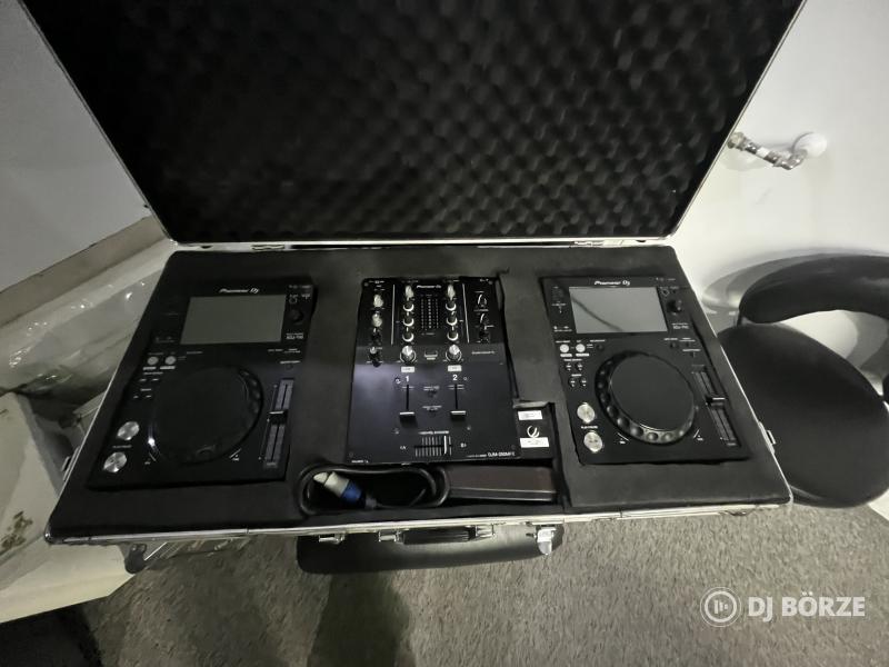 Xdj700 pár + djm250mk2 + kombi rack