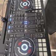 Pioneer ddj-RX dj Controller
