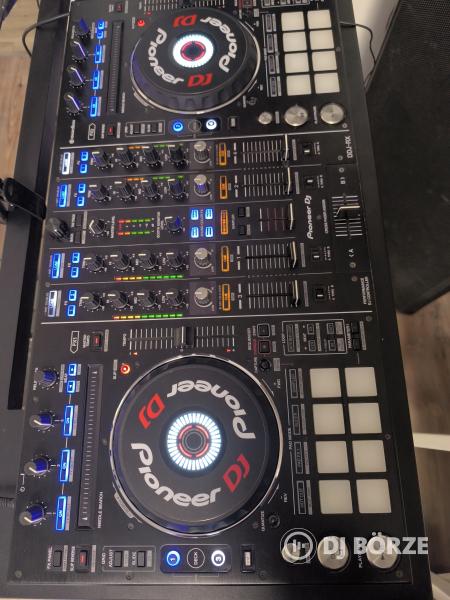 Pioneer ddj-RX dj Controller