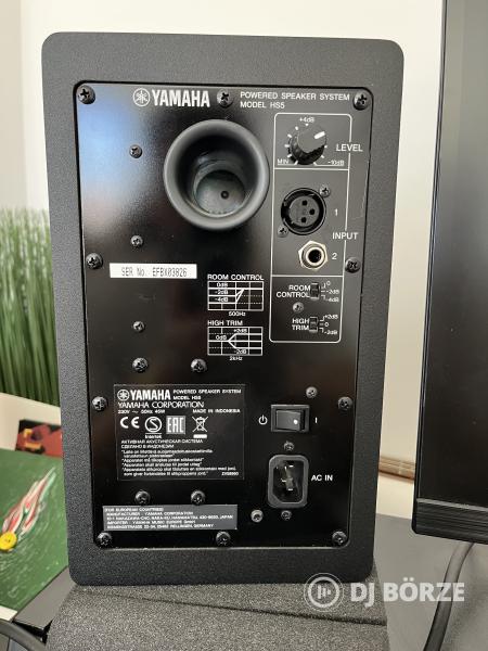 Yamaha HS5