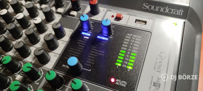 Soundcraft Signature 12 MTK