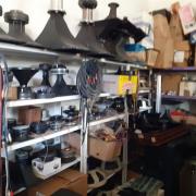 Sok-sok 8", 10", 12", 15",18", 21" hangszórók, ringek, 1"-2" driverek, 1"- 2" tölcsérek