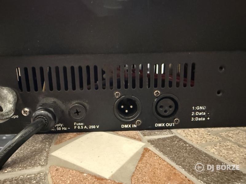 Eladó LED PAR lámpák