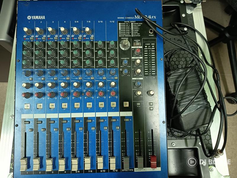 Yamaha MG12/4FX eladó