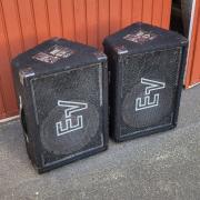 Electro Voice FM12-2C hangsugárzók