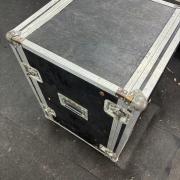 16U magas végfok rack