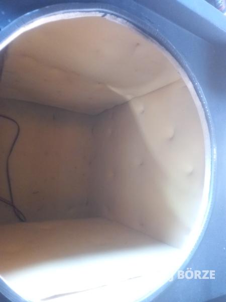 1 db Dupla 18"-os láda