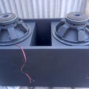 1 db Dupla 18"-os láda