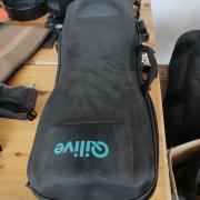 6db  hord táska(kemény tok)