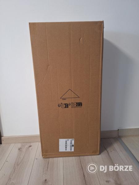 Eladó 2 darab új mobil fény szett hordtáskákkal