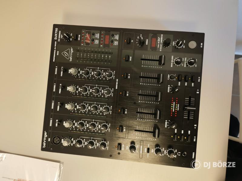 Behringer djx 750