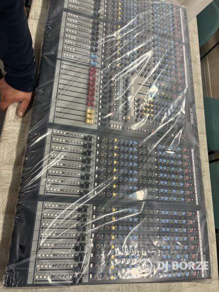 Allen & Heath GL2800 keverő