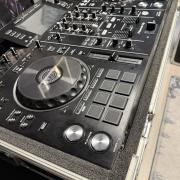 Pioneer XDJ-RX2, UDG Rack, Decksaver