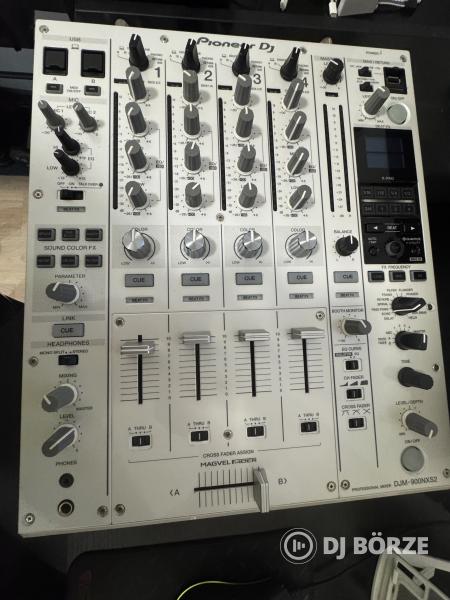 2000NXS2-W & DJM-900NXS2-W – Limited Edition