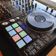 Eladó Pioneer DDJ RX kontroller