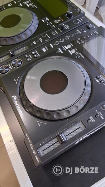 Pioneer CDJ-900 nexus