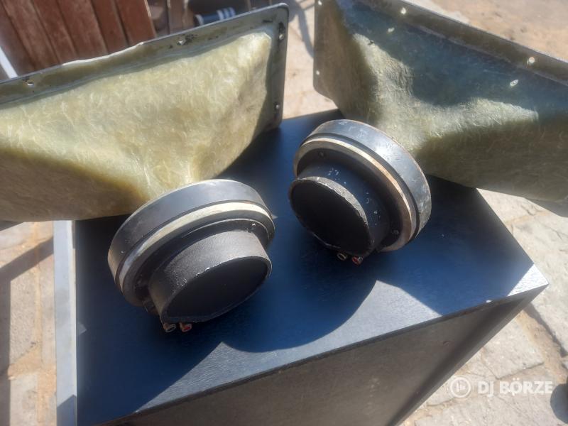 Reflex RD100 driver pár tölcsérekkel