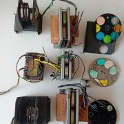 Bontott retro fény alkatrészek