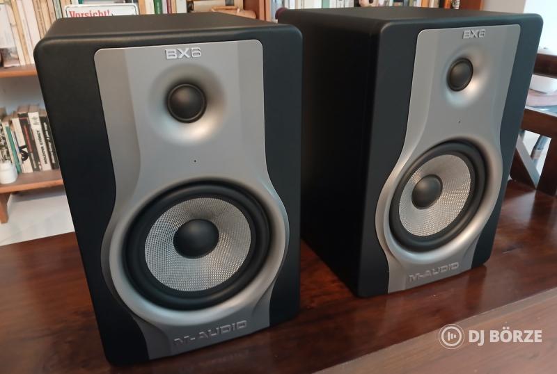 Eladó két M-Audio BX6 Carbon stúdiómonitor