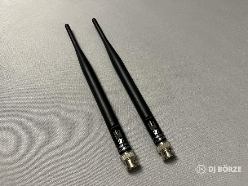 Sennheiser Half Wave Dipole U BNC antenna