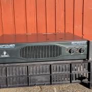 Behringer EP2000 végfok