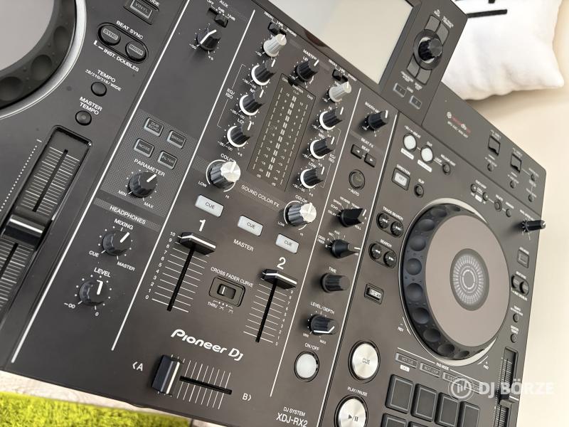 Mint az új! Pioneer RX2 standalone pult.