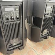 2db Behringer DR112DSP aktív hangfal, védőtokkal együtt